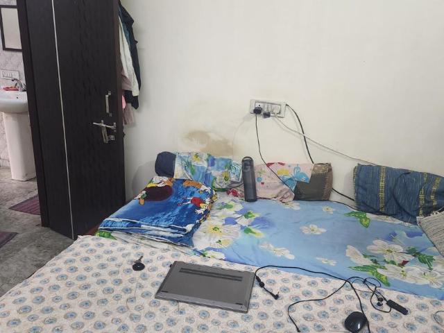 2 BHK Duplex in Vishnu Garden for rent New Delhi. The reference number is 20618662