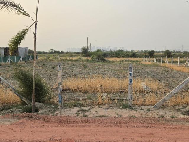 2 BHK Farm House in Beta II Greater Noida for resale Rampur Jagir. The reference number is 17193265