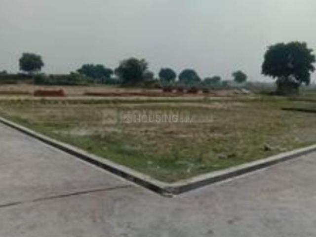 2 BHK Farm House in Chi III Greater Noida for resale Yamuna Expressway. The reference number is 17646238