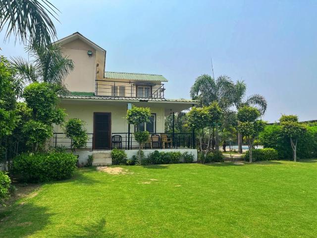 2 BHK Farm House in Sector 137 for resale Noida. The reference number is 20992616