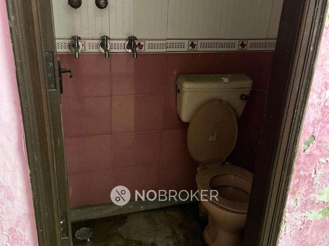 2 BHK Flat for Rent In Mukherjee Nagar
