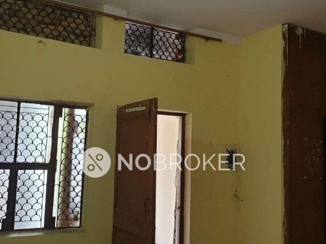 2 BHK Flat for Rent In Mukherjee Nagar