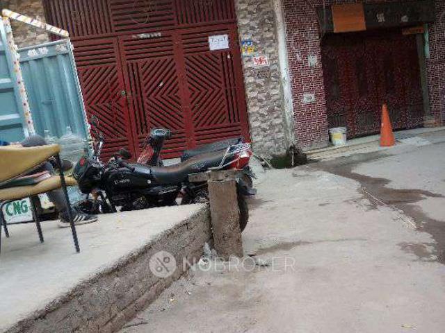 2 BHK Flat for Rent In Maidan Garhi