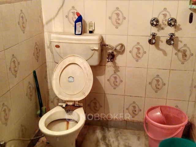 2 BHK Flat for Rent In Malviya Nagar