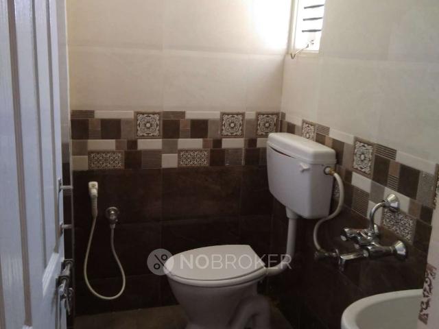 2 BHK Flat for Rent In Mathikere