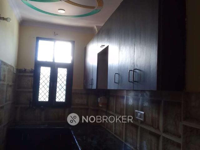 2 BHK Flat for Rent In Mohan Garden