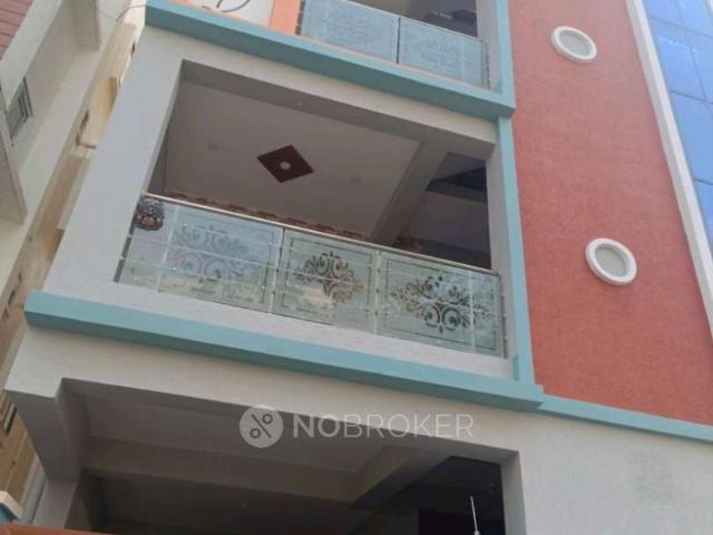 2 BHK Flat for Rent In Neknampur
