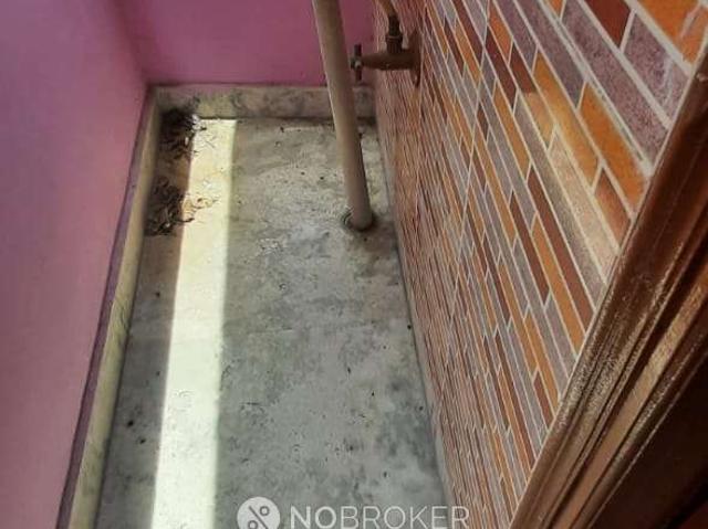 2 BHK Flat for Rent In Ashok Vihar Phase Iii Extension