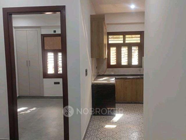 2 BHK Flat In Sb for Rent In Dwarka Mor