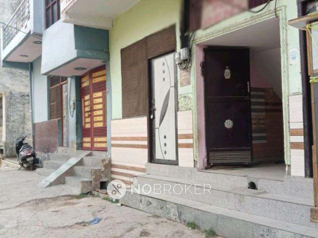 2 BHK Flat for Rent In Delta I