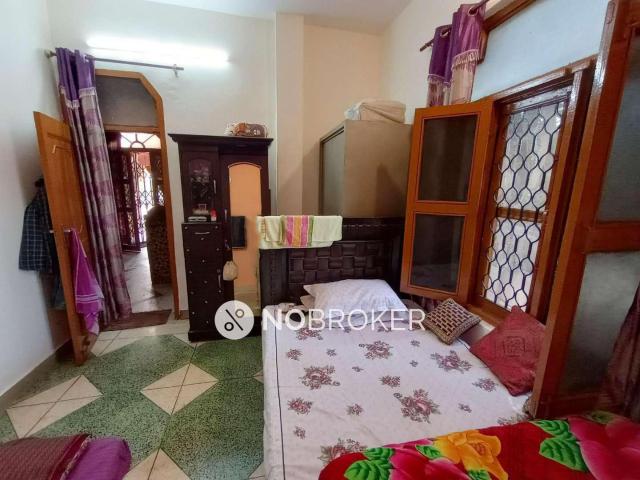 2 BHK Flat for Rent In Geeta Colony