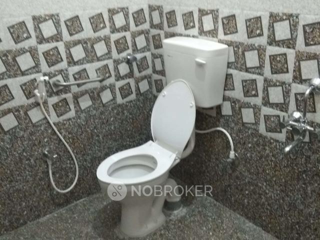 2 BHK Flat for Rent In Hebbal