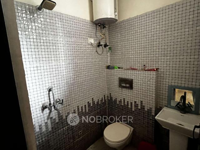 2 BHK Flat for Rent In Indirapuram