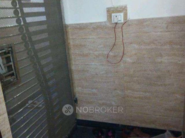 2 BHK Flat for Rent In Janakpuri