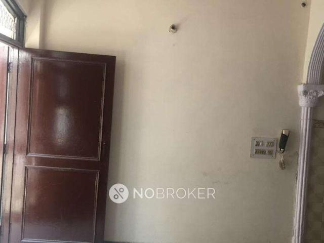 2 BHK Flat for Rent In Janakpuri