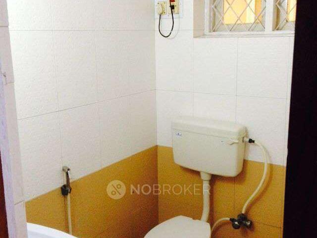 2 BHK Flat for Rent In Koramangala