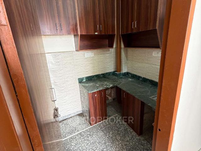 2 BHK Flat for Rent In Laxmi Garden, Sector 11
