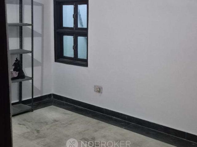 2 BHK Flat for Rent In Patparganj