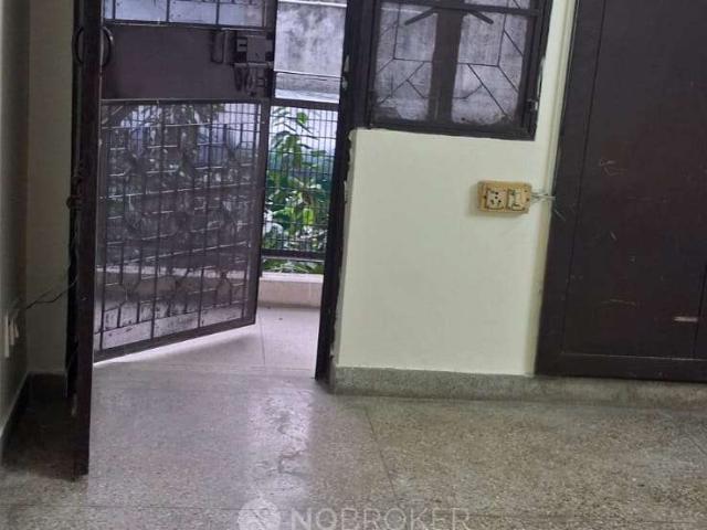 2 BHK Flat for Rent In Rohini
