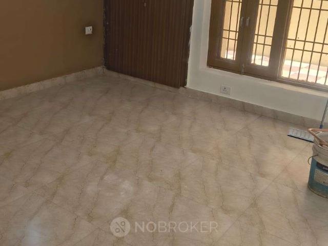 2 BHK Flat for Rent In Sector 45
