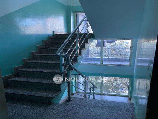 2 BHK Flat for Rent In Sector 52