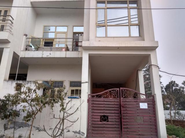 2 BHK Flat for Rent In Sector 110
