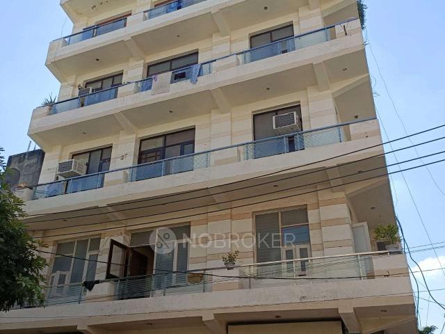 2 BHK Flat for Rent In Sector 110