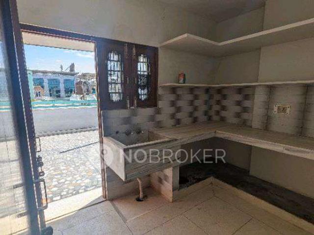 2 BHK Flat for Rent In Sector 18a