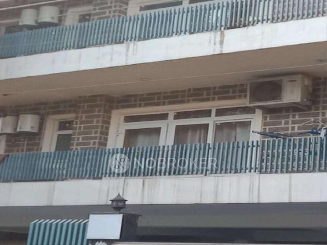 2 BHK Flat for Rent In Sector 28