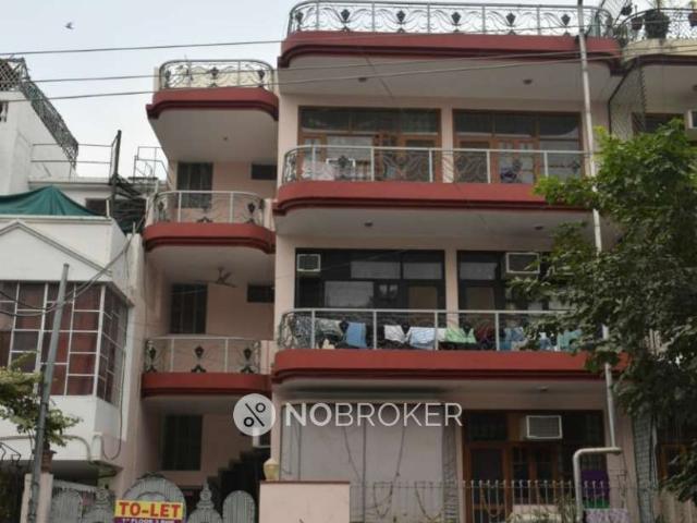 2 BHK Flat for Rent In Sector 31