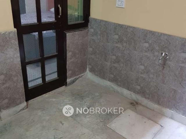 2 BHK Flat for Rent In Sector 38