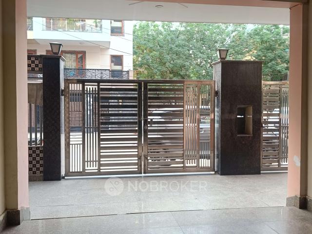 2 BHK Flat for Rent In Sector 38