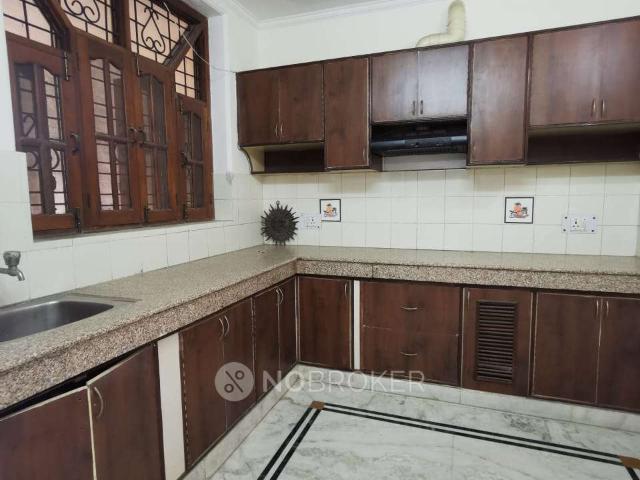 2 BHK Flat for Rent In Sector 39