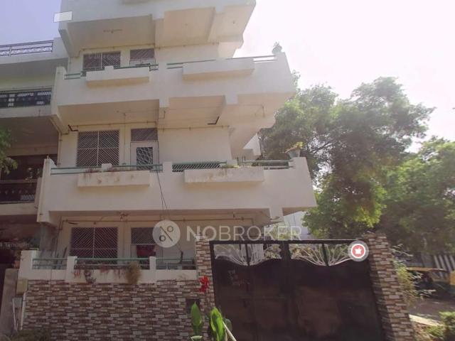 2 BHK Flat for Rent In Sector Alpha Ii