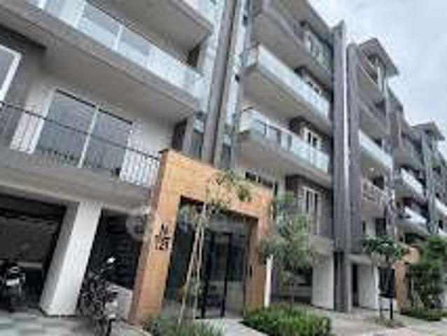 2 BHK Flat for Rent In Smart World Gems