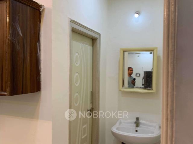 2 BHK Flat for Rent In Sri Sai Enclave