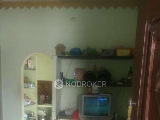 2 BHK Flat for Rent In Velachery