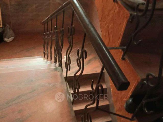 2 BHK Flat For Sale In Mukherjee Nagar