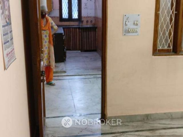 2 BHK Flat For Sale In Azadpur
