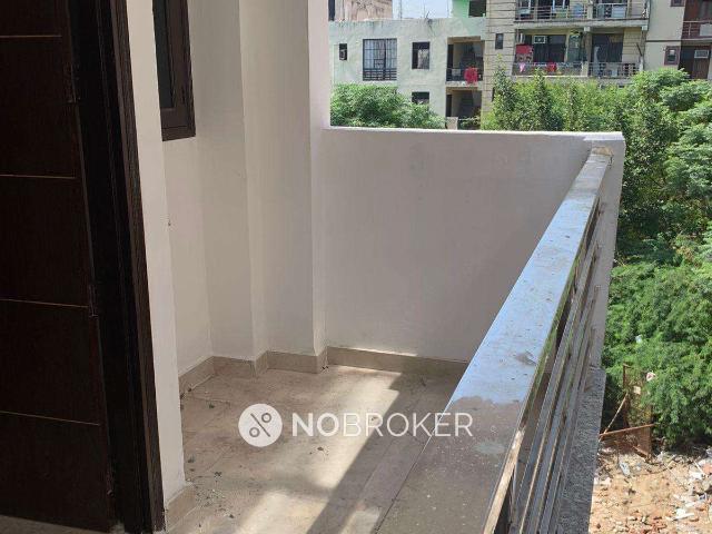 2 BHK Flat For Sale In Chattarpur Enclave
