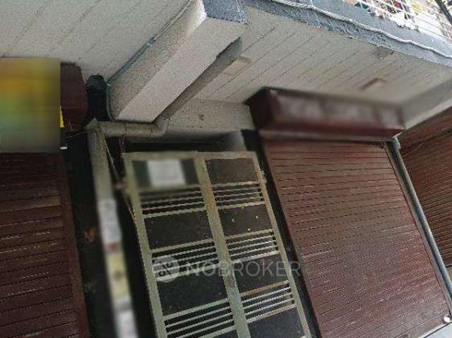 2 BHK Flat For Sale In Chirag Dilli