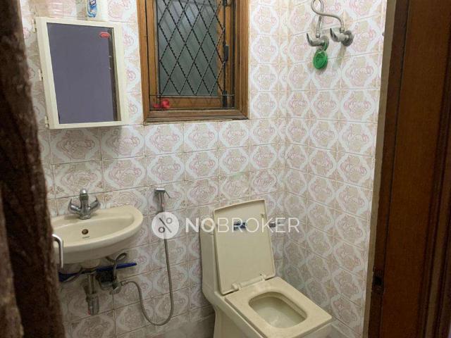2 BHK Flat For Sale In Gautam Nagar