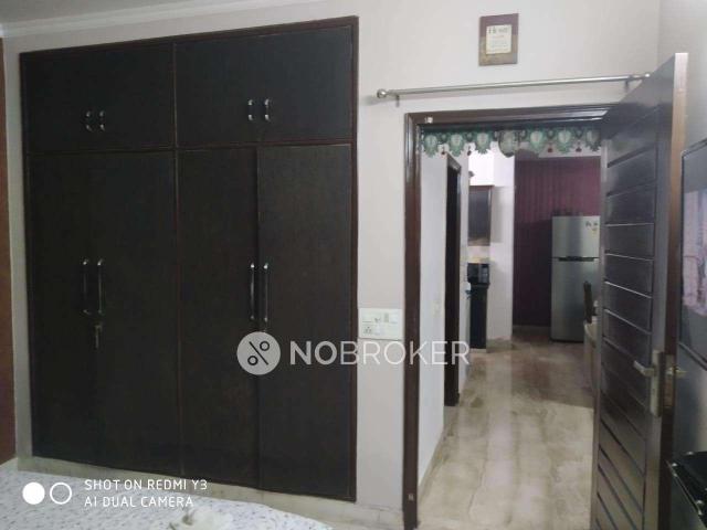 2 BHK Flat For Sale In Geeta Colony