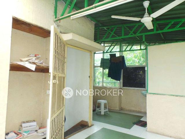 2 BHK Flat For Sale In Ghorpadi