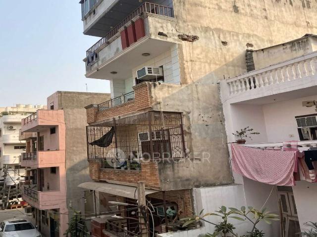2 BHK Flat For Sale In H 3 Vikaspuri