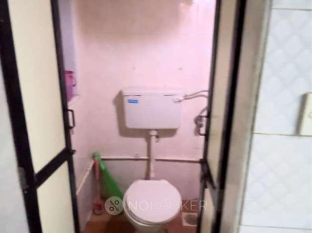 2 BHK Flat For Sale In Kalbadevi