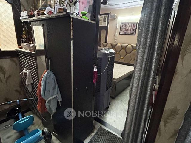 2 BHK Flat For Sale In Krishna Nagar