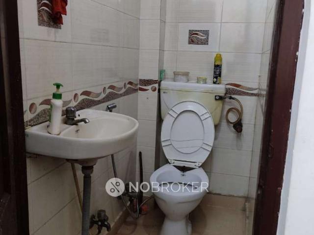 2 BHK Flat For Sale In Patel Nagar