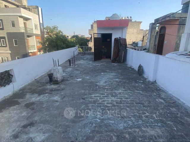 2 BHK Flat For Sale In Rohini Sec. 16