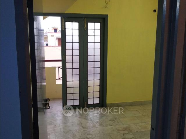 2 BHK Flat For Sale In Sowcarpet
